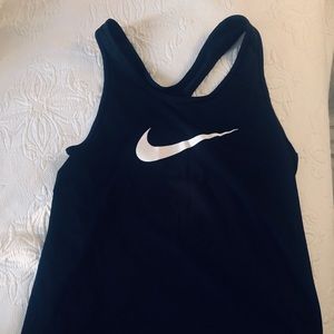 Girls Nike tantop